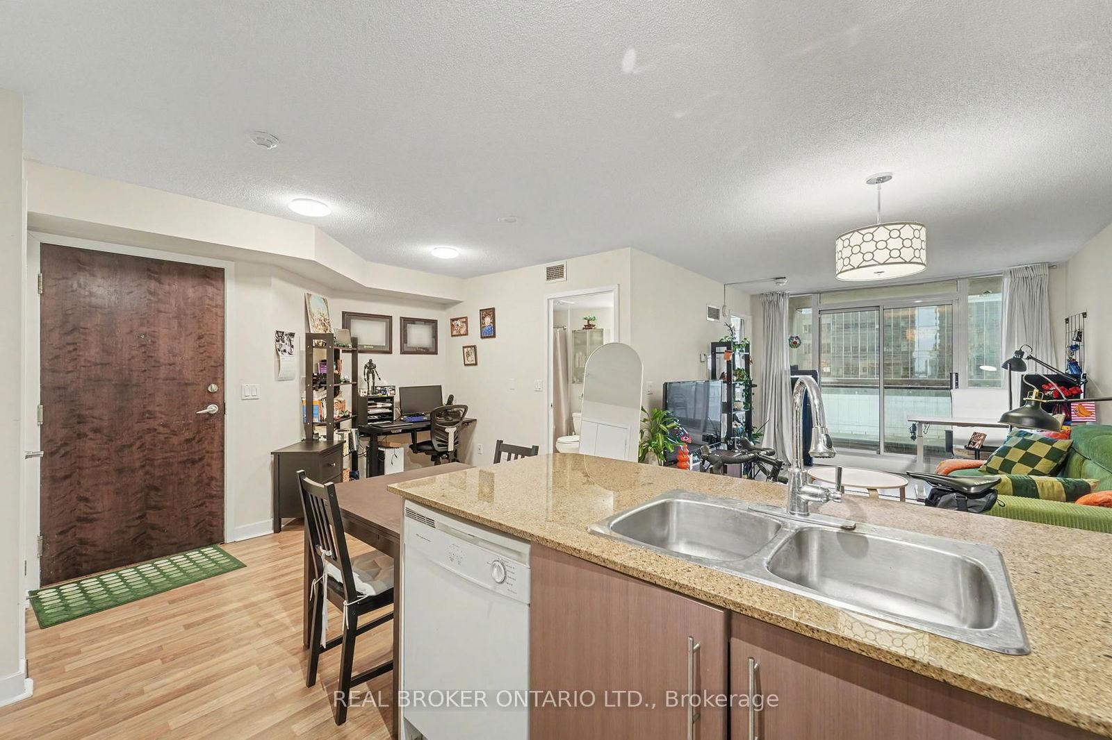 Building exterior — Pinnacle Centre I