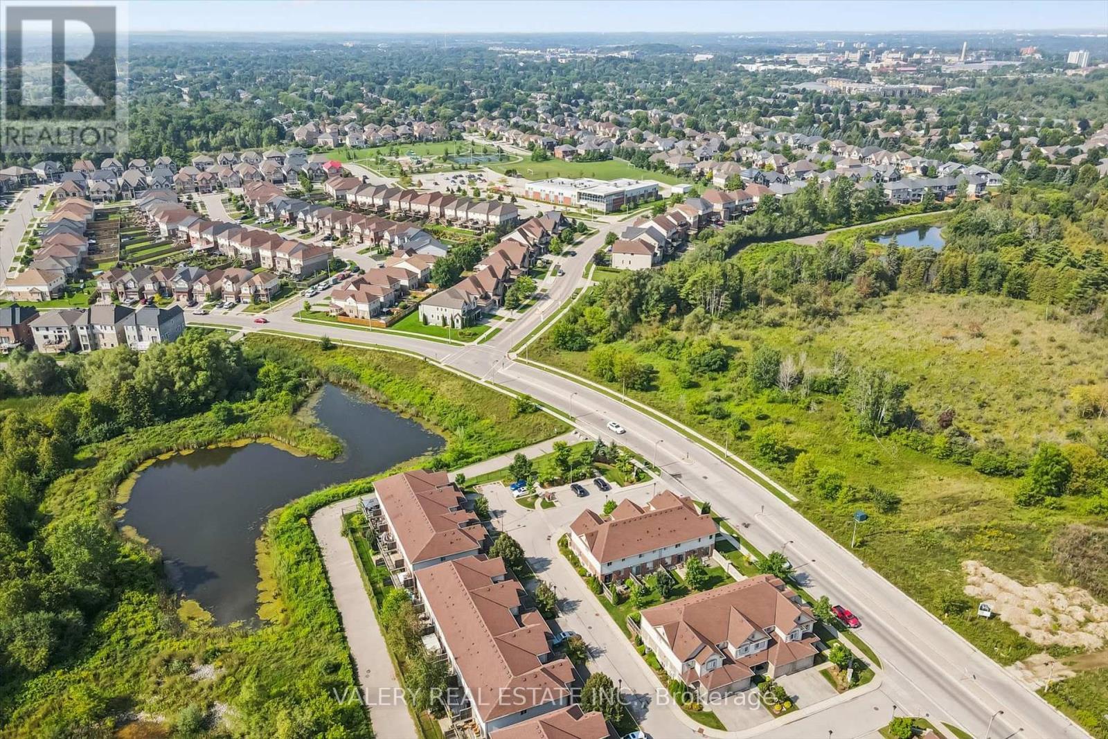 Aerial of the Kortright East neighbourhood